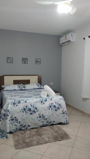 Villa Casa para temporada no Centro de Brotas SP